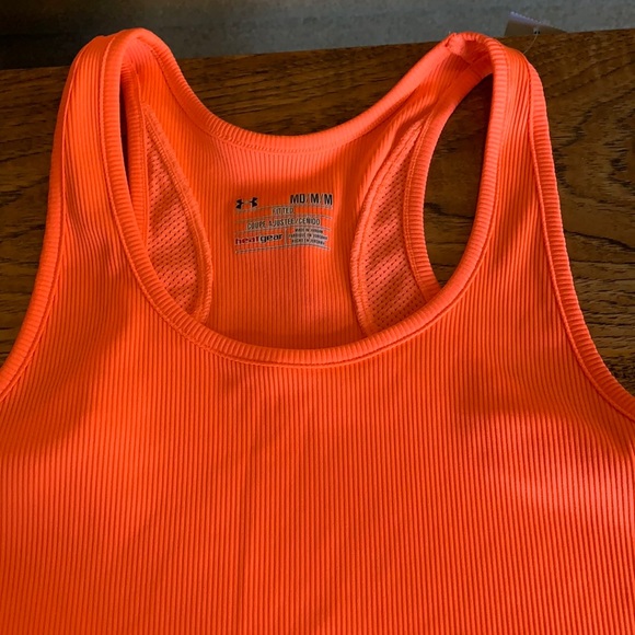 Under Armour Tops - Under Armour tank top